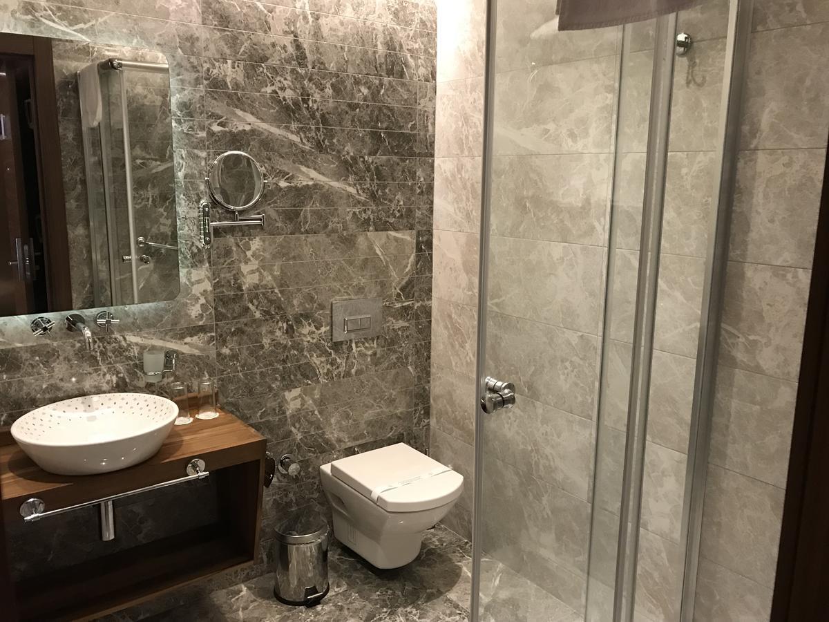 Old Port Hotel 3*